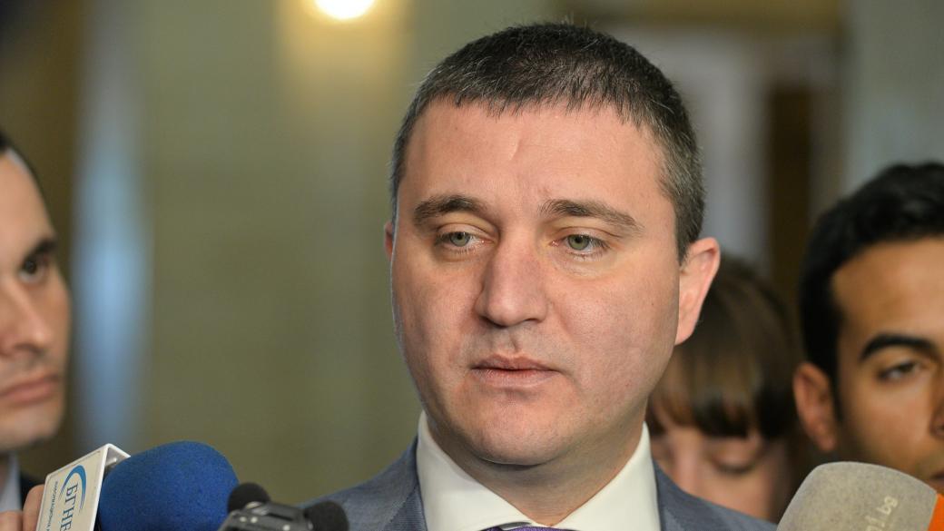 Горанов очаква приходните агенции да съберат 2 млрд. лв. повече