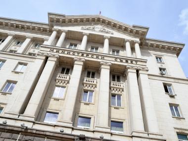 Държавата излезе окончателно от ПИБ