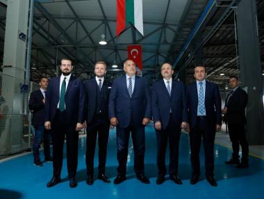 Турската Akgun Seramik откри завод за керамика у нас