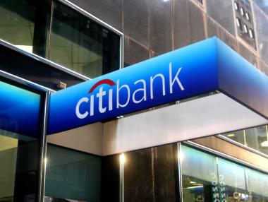Citi мести 900 служители от Лондон в Дъблин