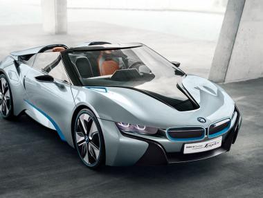 BMW увеличава продажбите на електромобили през 2017 г.