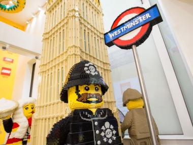 Lego откри най-големия си магазин в света