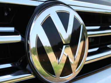 VW съкращава 30 хил. работници, основно в Германия