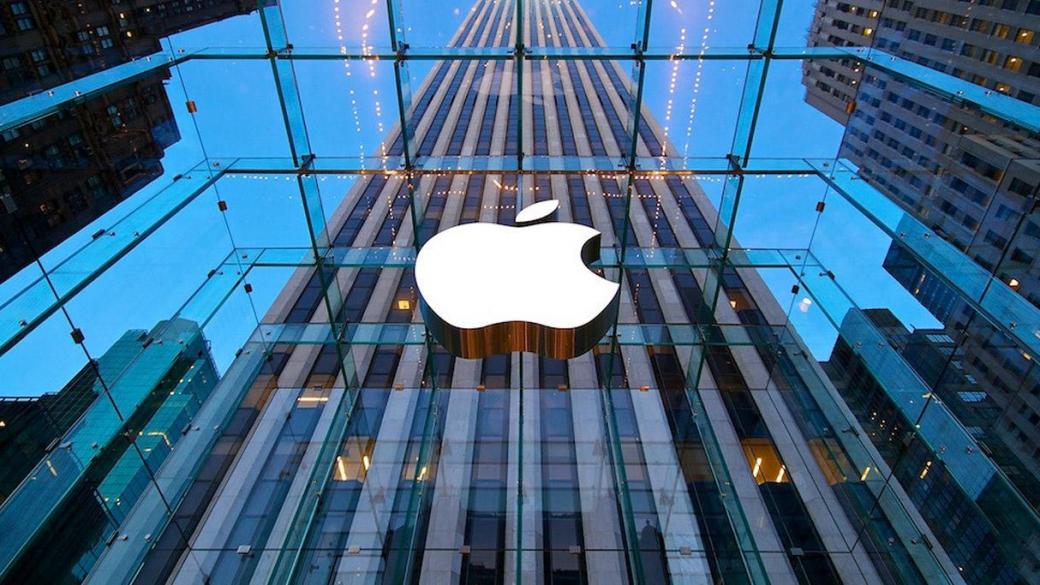 Apple връща производството на iPhone в САЩ