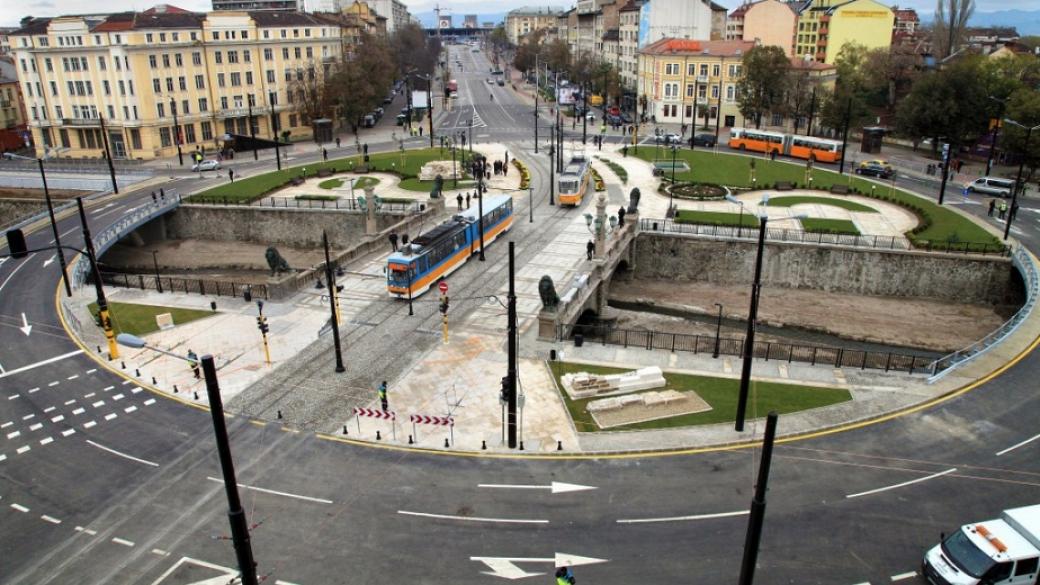 Протести блокират част от центъра на София днес (обновена)