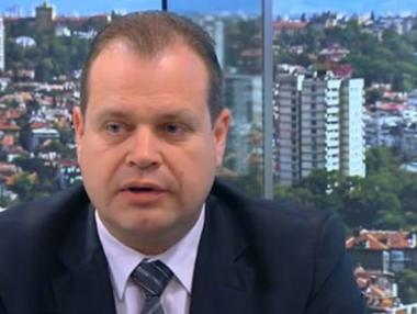 Шефът на пътната агенция подаде оставка