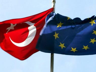 ЕП иска замразяване на преговорите с Турция за членство в блока