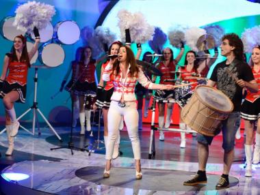 Елица и Стунджи и Васил Петров на сцената на „Мистър и Мисис Икономика 2016“