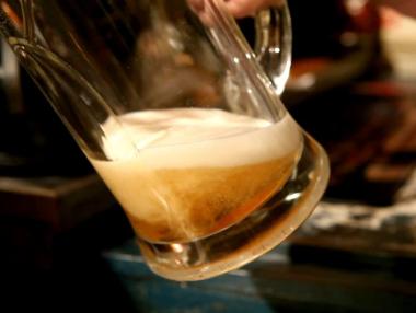 Производител на бира направи цяло село милионери