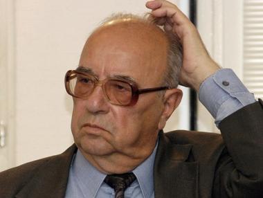 Почина Велко Вълканов