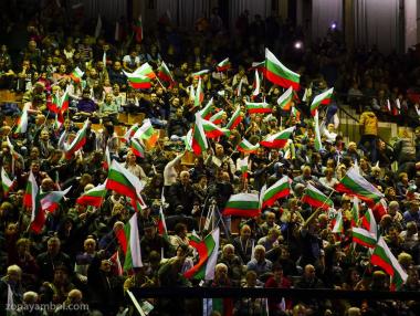 3000 души на протест срещу бежанците в Ямбол