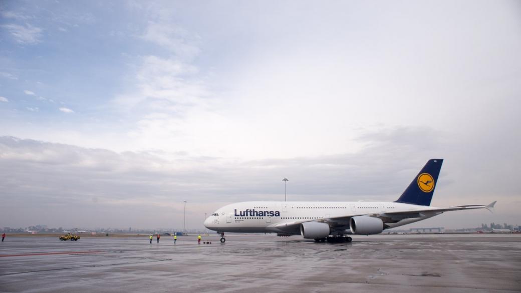 Призоваха пилотите на Lufthansa да стачкуват и на 29 и 30 ноември