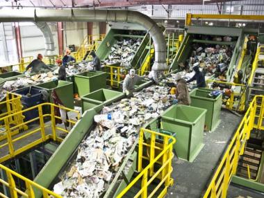 Още 22 общини ще могат да събират разделно опасни отпадъци