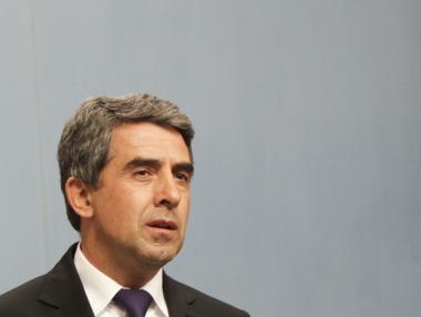 Президентът връчва първия мандат за съставяне на правителство