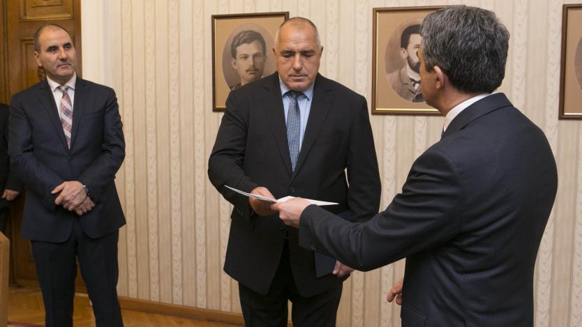 Бойко Борисов върна мандата за съставяне на правителство