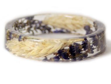 Красиви гривни, направени с истински цветя