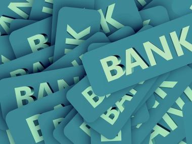 Продажбата на банки в България е неизбежна