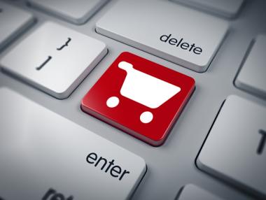 Една трета от българите ще пазаруват онлайн за Коледа