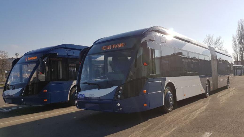 Бургас с модерни автобуси за празника си
