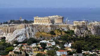 Стачка спира градския транспорт в Гърция