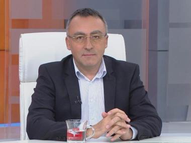 Образователното министерство обвини Facebook за неграмотността на децата