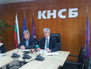 КНСБ иска всеки работник да получи 100 лв. увеличение на заплатата