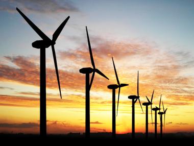 Apple влиза в бизнеса с вятърна енергия