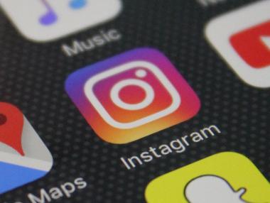 Instagram стартира видео на живо
