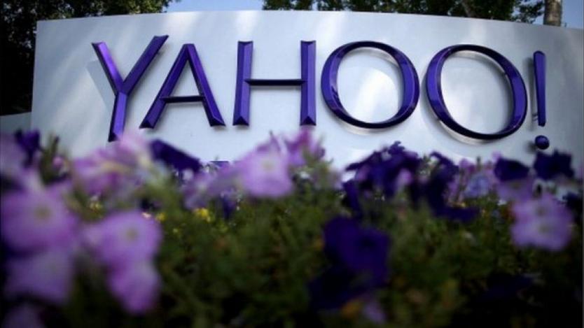 Откраднати са данните на 1 милиард потребители в Yahoo