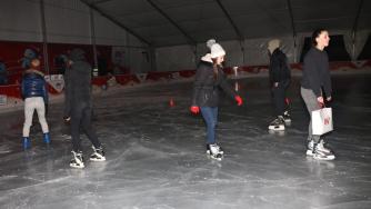 Откриха денонощната ледена пързалка на „Ариана“