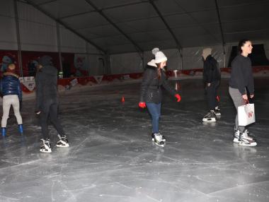 Откриха денонощната ледена пързалка на „Ариана“