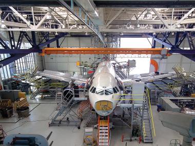 Най-големите самолети в света ще се поправят в София