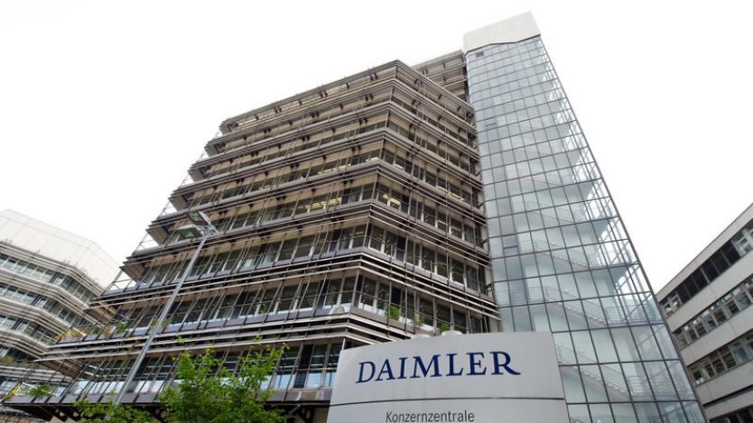 Daimler дава 200 евро бонус на здравите служители