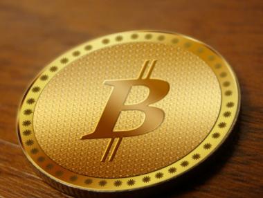 Стойността на Bitcoin достигна 900 долара