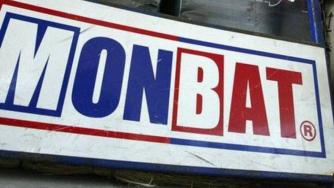 Приходите на „Монбат“ растат с 5%