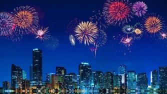 Топ 10 на местата с най-красивите новогодишни фойерверки