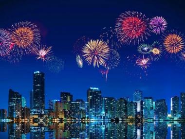 Топ 10 на местата с най-красивите новогодишни фойерверки