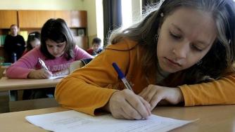 Какви чужди езици изучават българските ученици