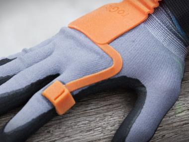 „Умни“ ръкавици помагат на работниците в BMW