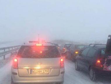 Обстановката в Бургаско остава тежка