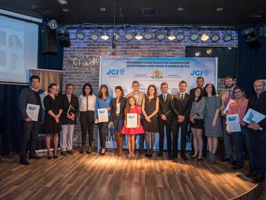 Търсят се най-изявените млади личности на България за 2017 г.