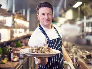 Джейми Оливър затваря 6 от ресторантите си във Великобритания