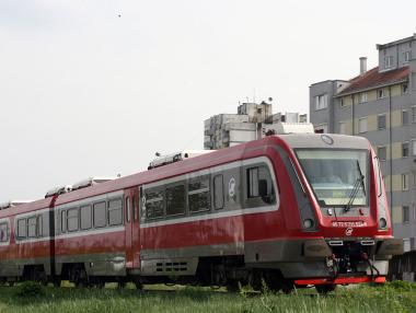 След почти 20 г. влак отново ще свързва Сърбия и Косово