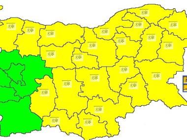 В 18 области е обявен жълт код за сняг и поледици