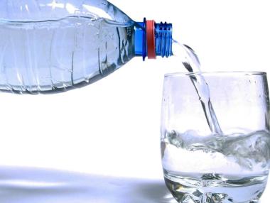 Два литра вода на ден през зимата помагат да борим вирусите