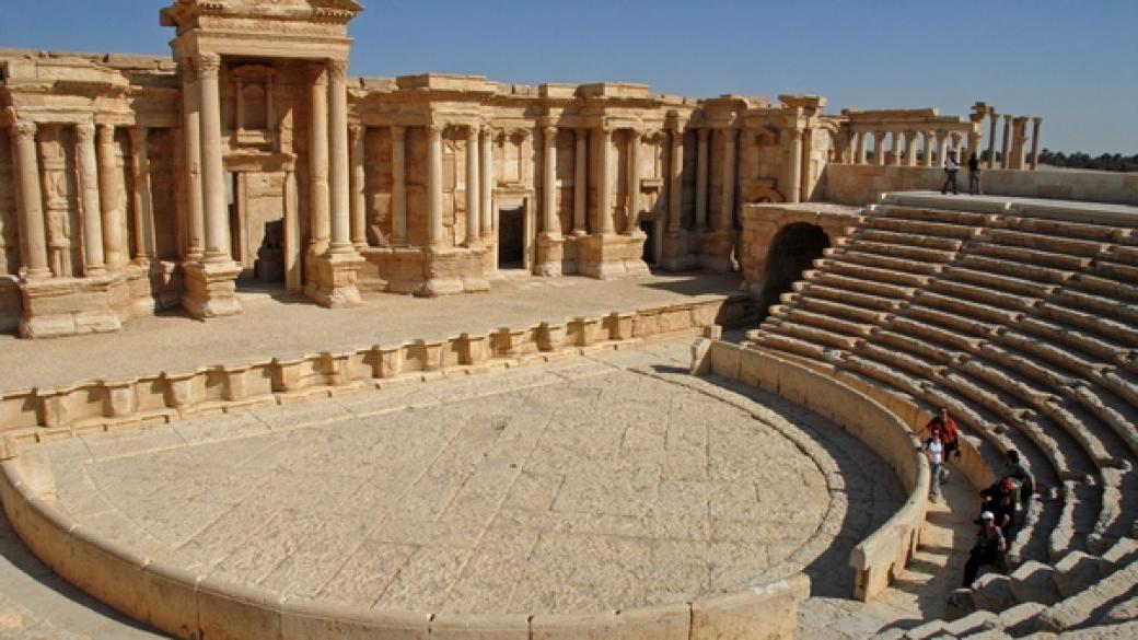 ИДИЛ разруши част от римския амфитеатър в Палмира