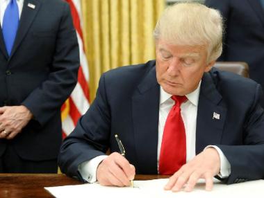 Тръмп направи първа стъпка към премахване на „Обамакеър“