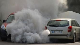 И Лион ограничава колите заради мръсен въздух