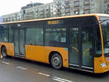 Протест спря автобусите в София рано сутринта