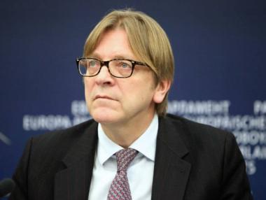 Евродепутат: Тръмп е част от тройна заплаха за ЕС